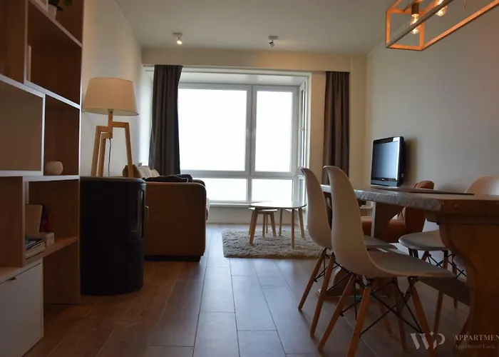 Lucia, 8ste Verdieping 公寓 *